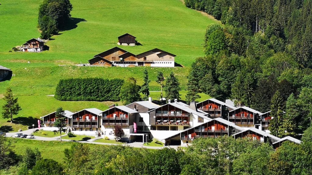 les chalets en montagne du village vacances azureva areches beaufort 