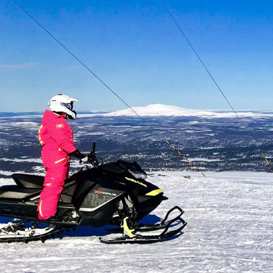 les vacances sport snowscoot aux karellis en savoie