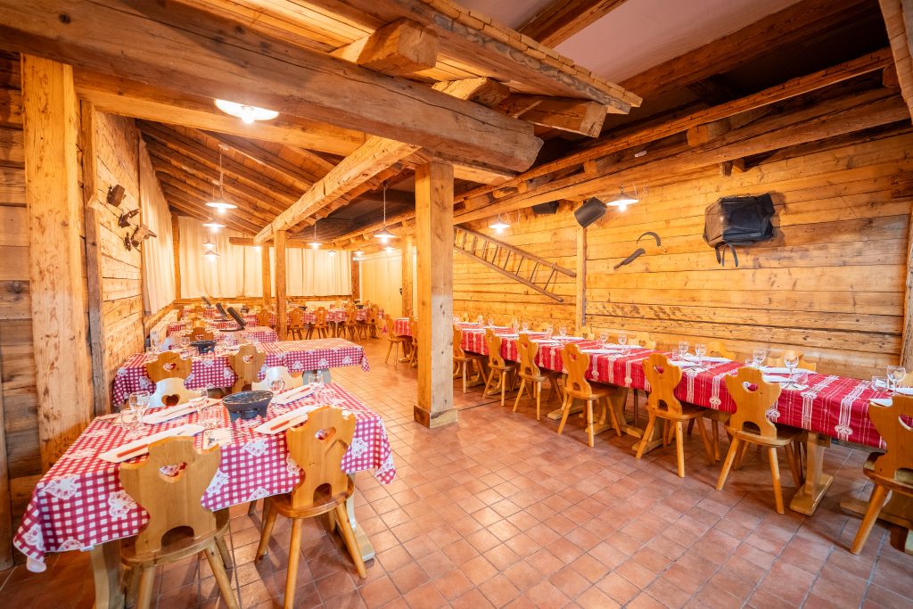 salle de restauration des Karellis
