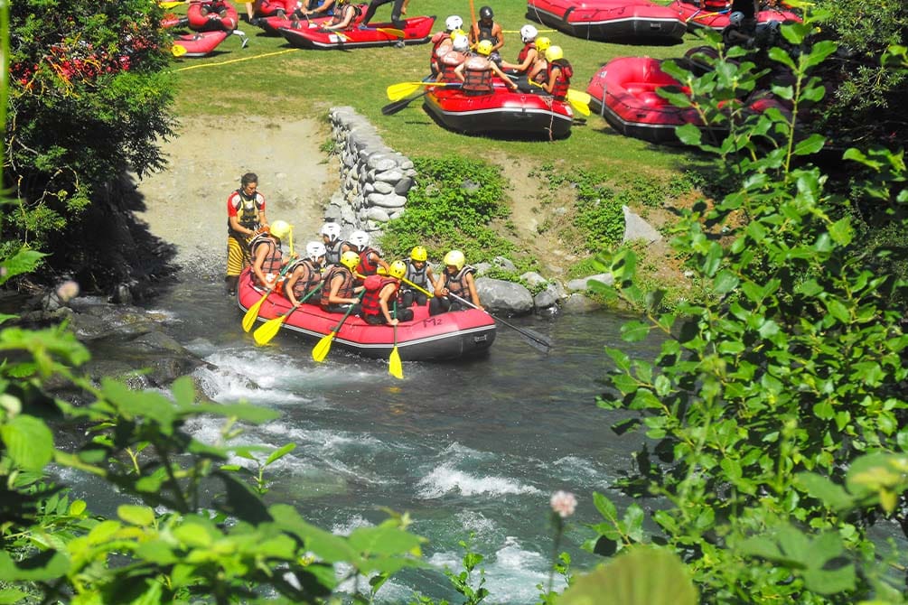 canyoning avec la location de vacances azureva a piau engaly 