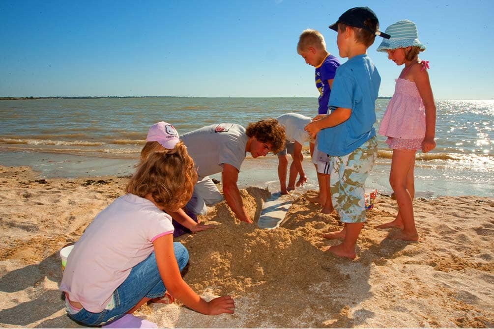 plage en famille location vacances azureva fouras 