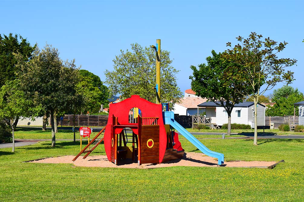 les jeux enfants de la location de vacances azureva a fouras 