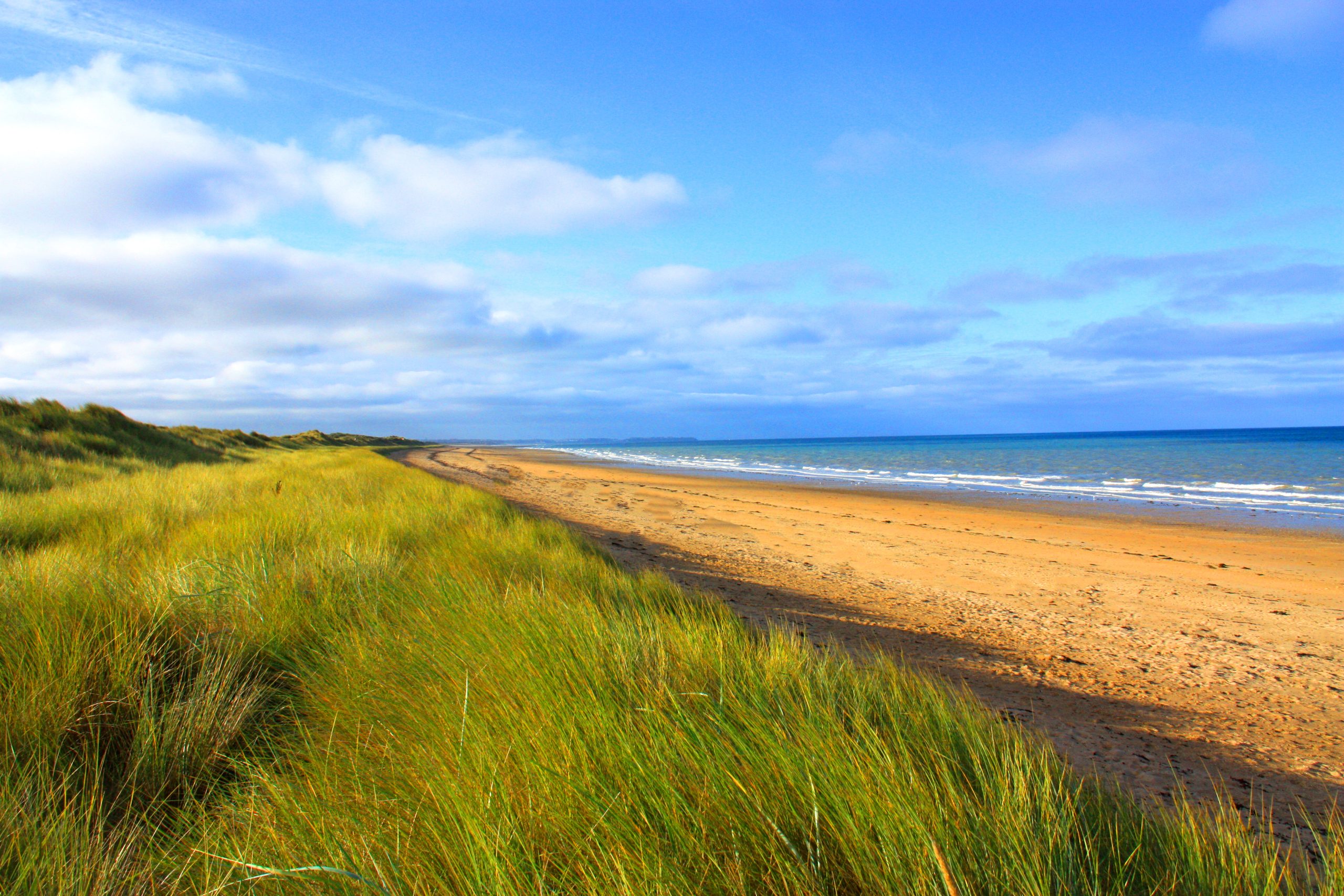 la location de vacances azureva a hauteville sur mer en normandie 