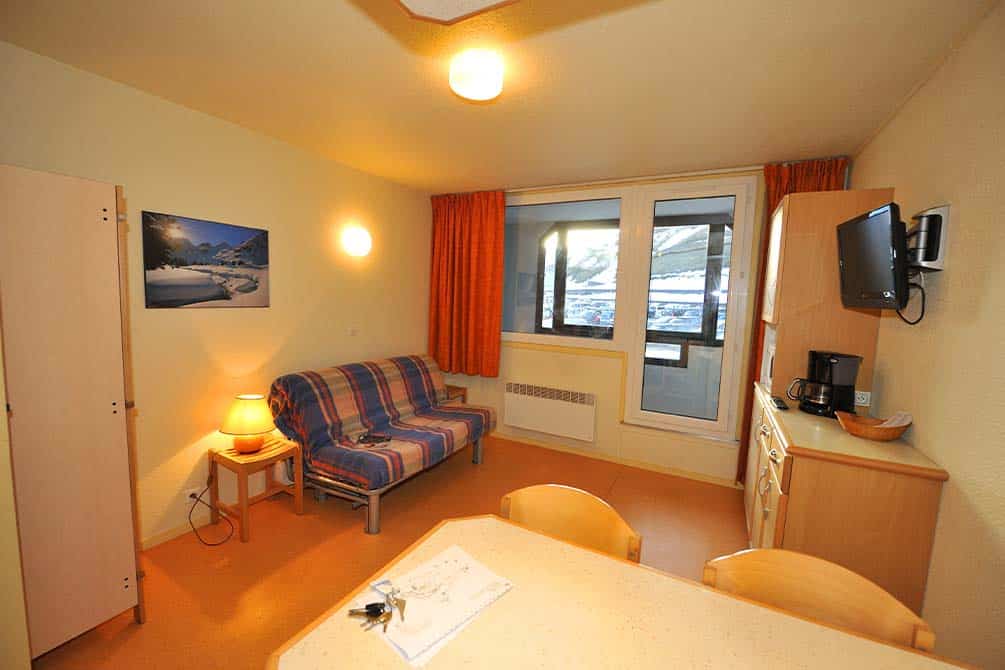 votre appartement d'hiver a la location de vacances azureva a la mongie 