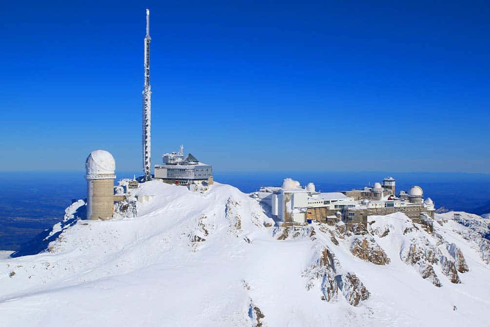 le pic du midi en hiver a la location de vacances azureva a la mongie 