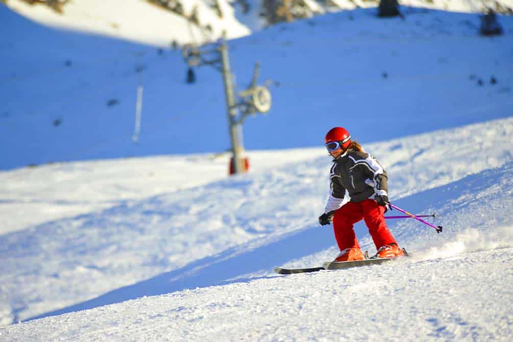 du ski avec esf l'hiver a la location de vacances azureva a la mongie 