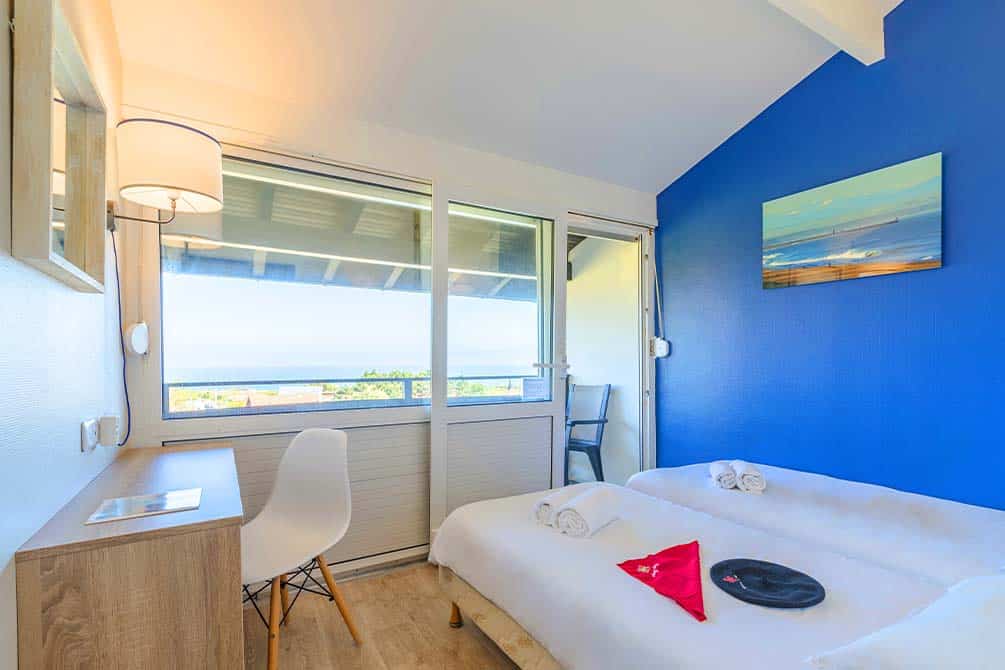 votre chambre avec vue sur l'ocean au village vacances azureva anglet 