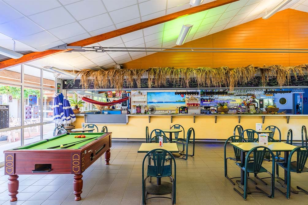 bar billard village vacances azureva cap d'agde  