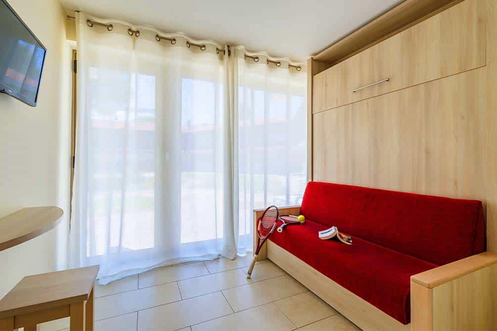 salon hebergement village vacances azureva cap d'agde  