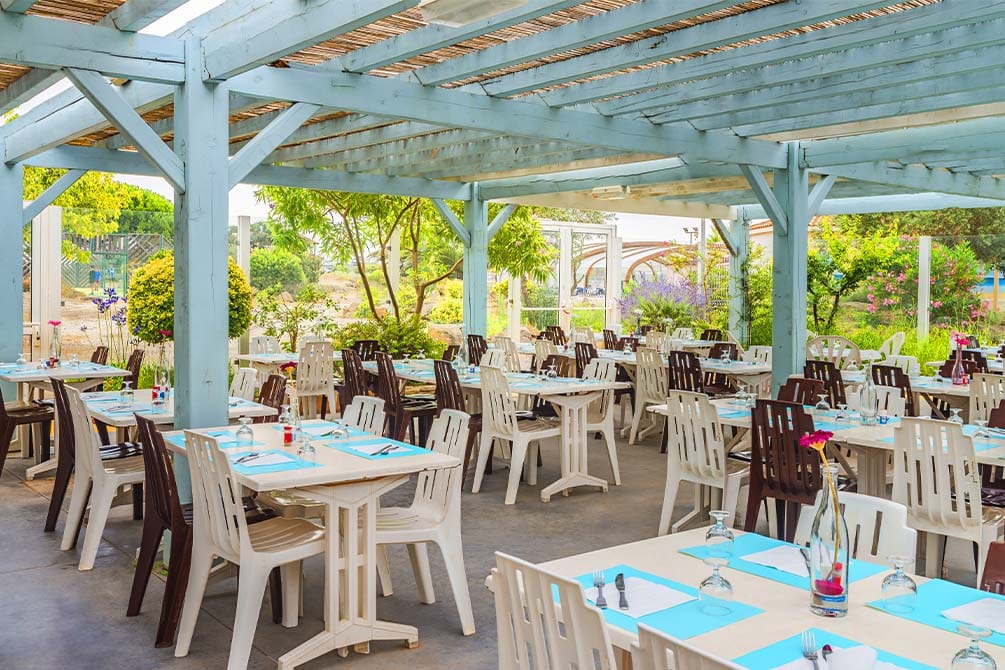 la terrasse du village vacances azureva au cap d'agde 
