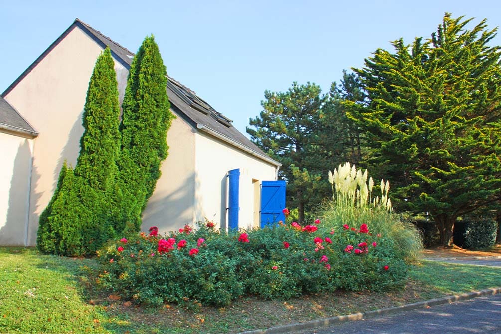 jardin du logement de la location de vacances azureva golfe du morbihan arzon