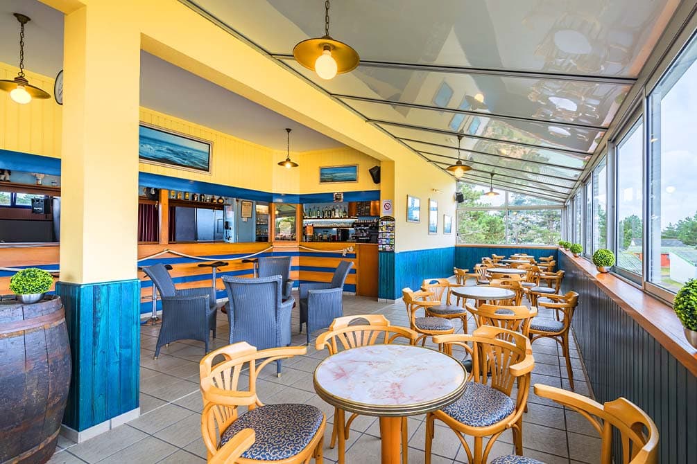 bar village vacances azureva hauteville sur mer