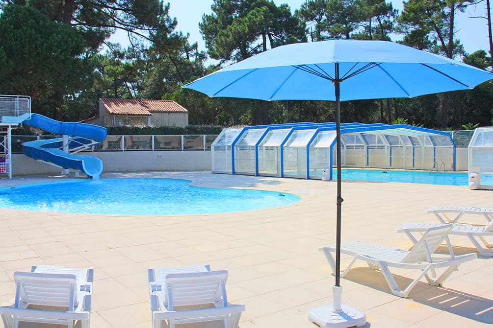 espace piscine du village vacances azureva a l'ile d'oleron 