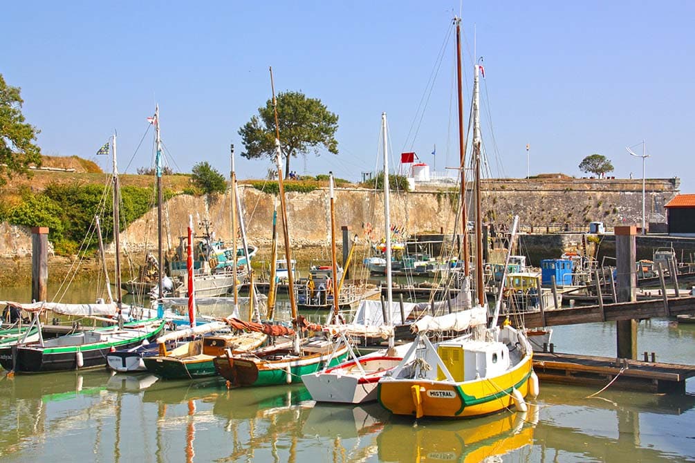 port de l'ocean avec le village vacances azureva de l'ile d'oleron