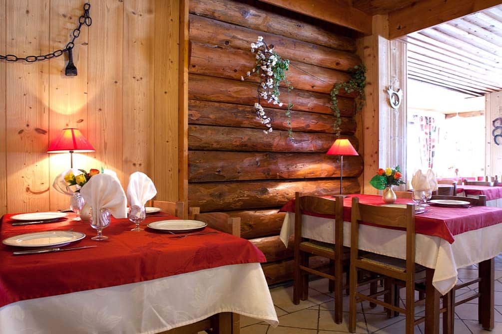 le restaurant de savoie au village vacances azureva de la clusaz les confins