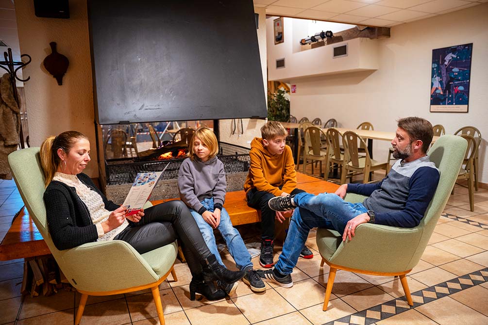 le salon detente du village vacances les karellis 