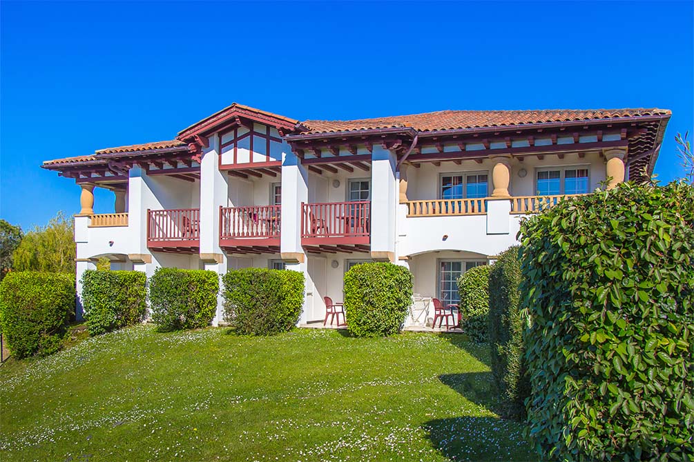 votre hebergement du village vacances azureva hendaye au pays basque 