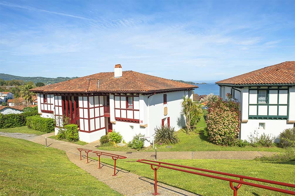 parc residentiel du village vacances azureva hendaye au pays basque 