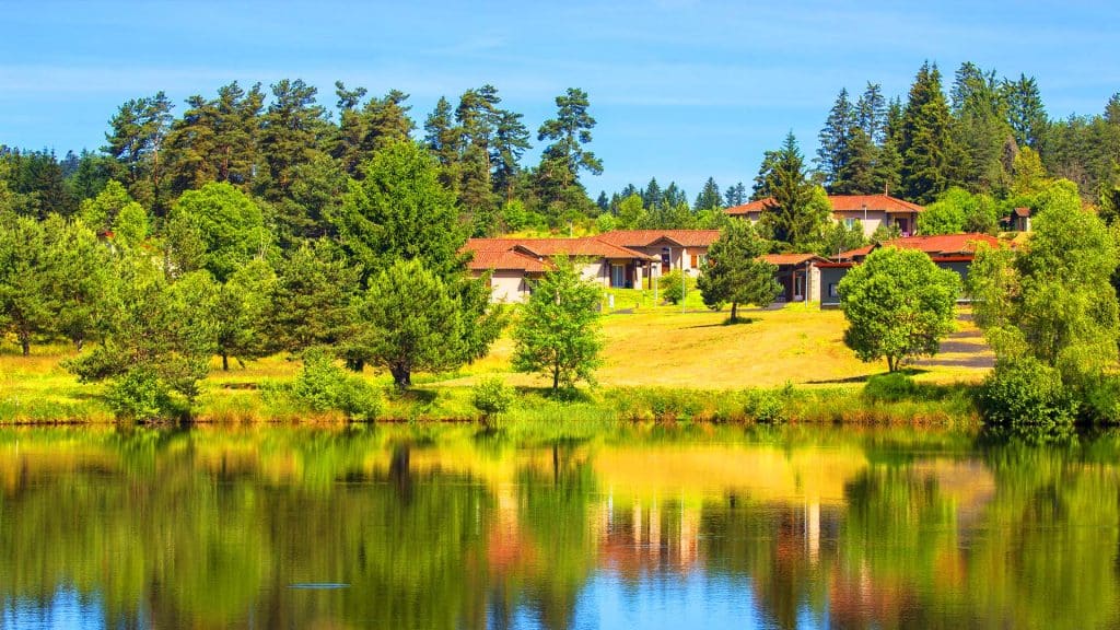 foret location vacances azureva puy de dome fournols 2