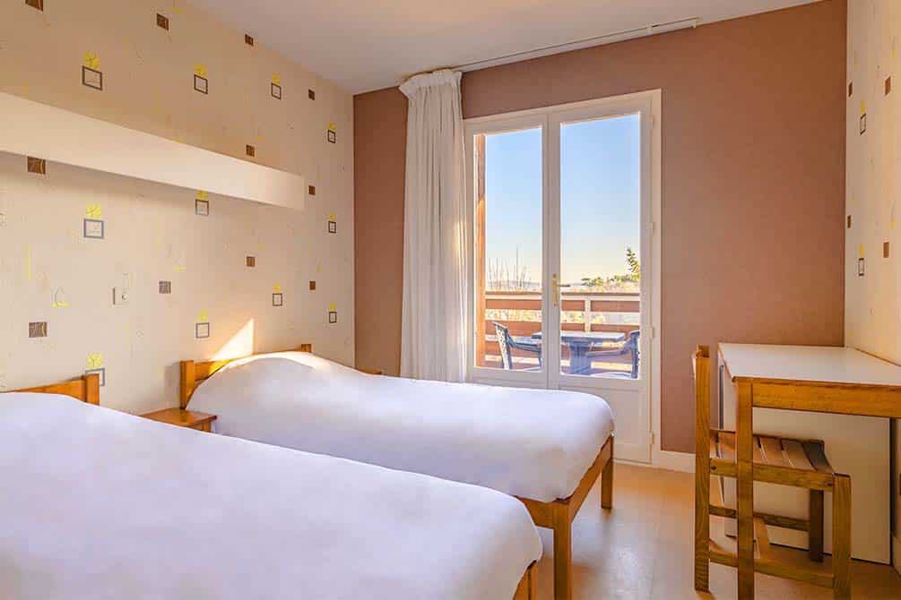 votre chambre twin au village vacances azureva a murol dans le puy de dome 