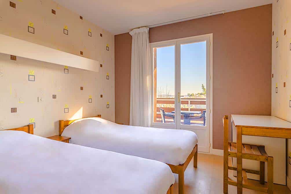 votre chambre twin au village vacances azureva murol au puy de dome 