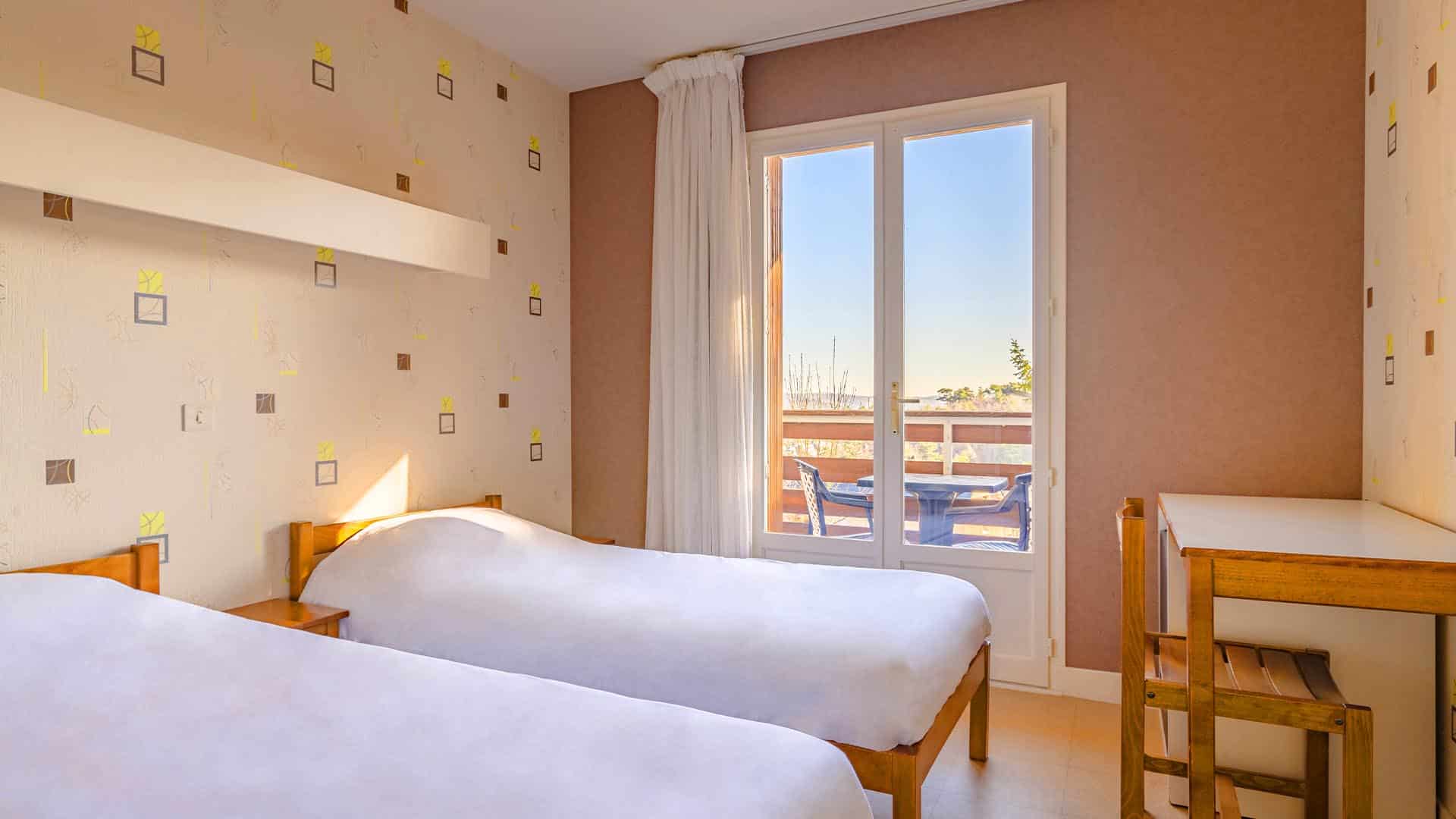 votre chambre twin au village vacances azureva murol puy de dome 