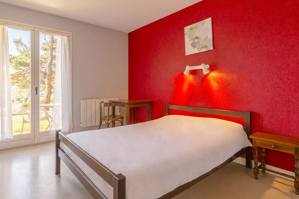 votre lit double au village vacances azureva murol au puy de dome 