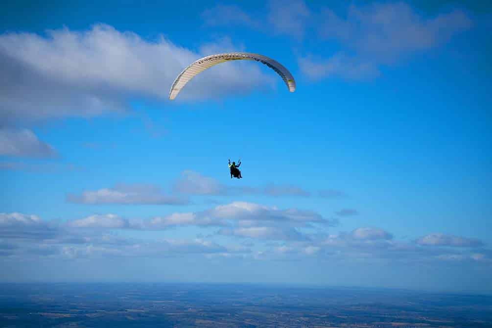 du parapente au village vacances azureva murol au puy de dome 