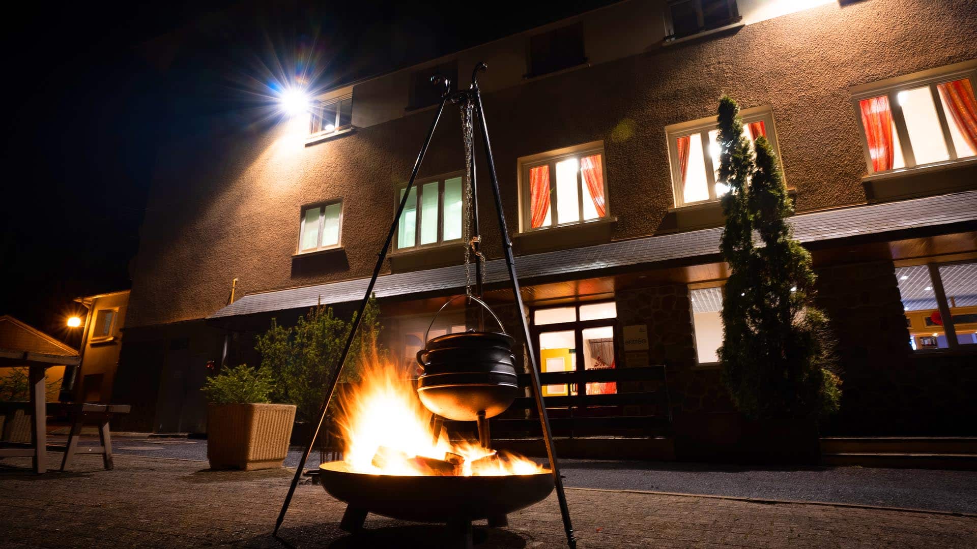 soiree au village vacances azureva murol puy de dome 