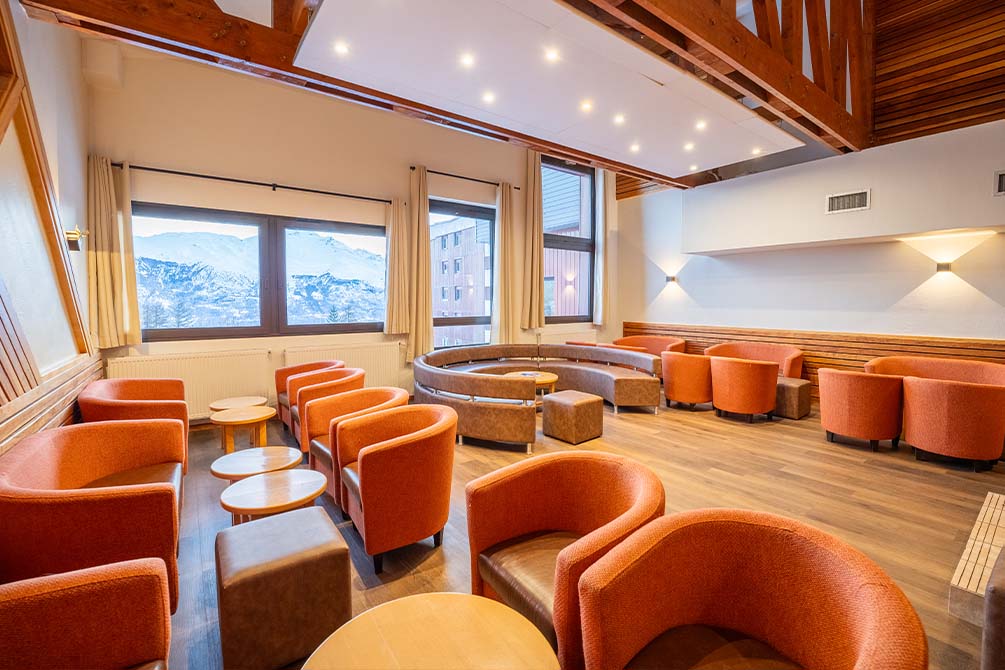 le salon detente du village vacances les karellis en savoie 