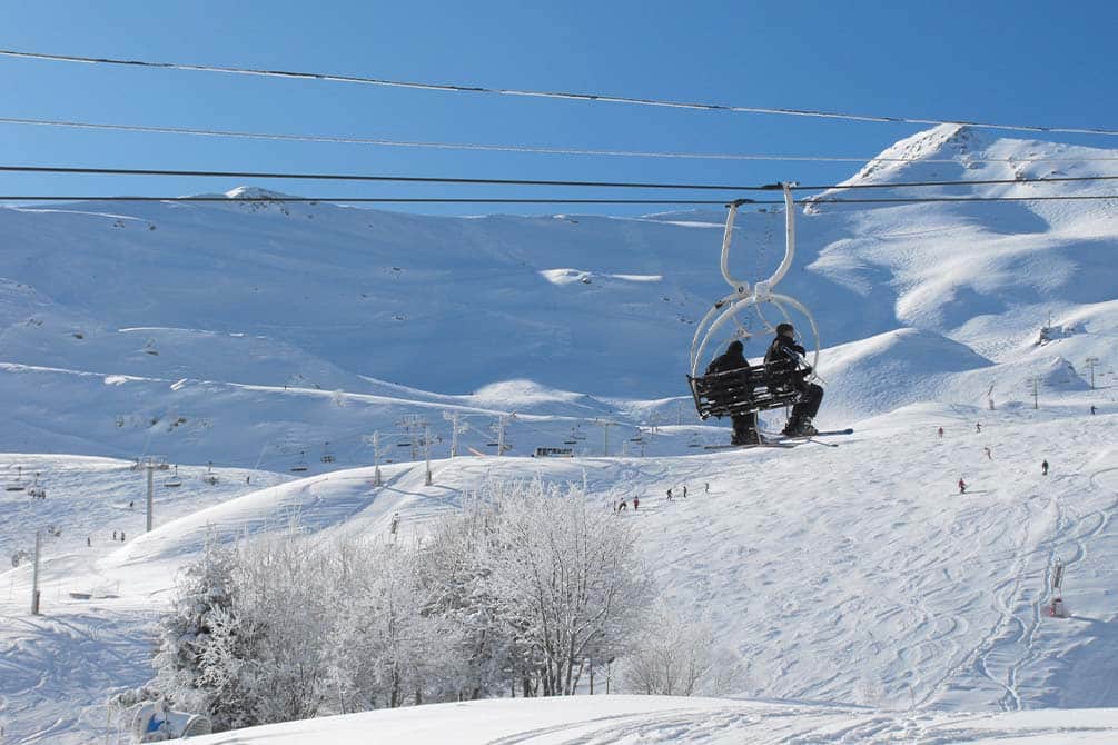 les remontees mecaniques ski de la location de vacances azureva a piau engaly 