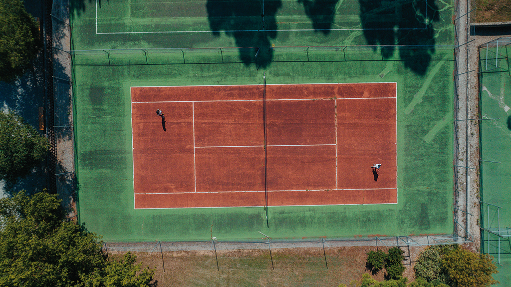 vue aerienne terrain de tennis 2